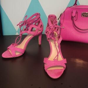 Vince Camuto Pink Strappy Heeled Sandals Sz 8 (Bag Sold Separately)